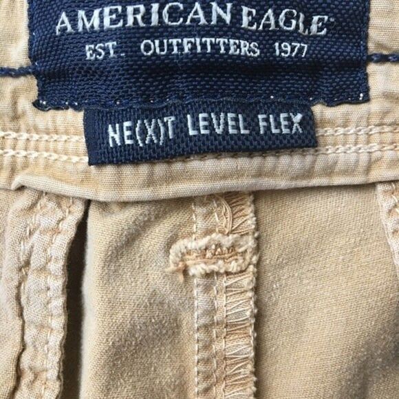 American Eagle next level flex shorts men’s 28 youth khaki tan aeo pocket - Picture 3 of 16
